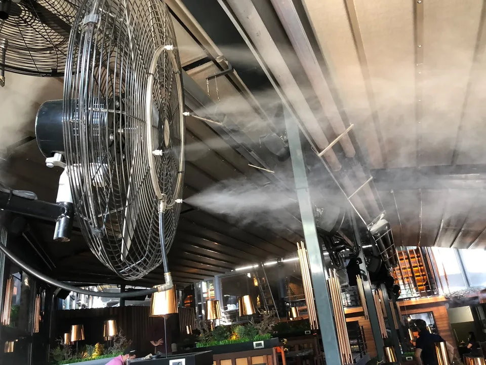Açık Alan Serinletme Sistemleri Açık alan serinletme sistemi cafe restoran uygulaması